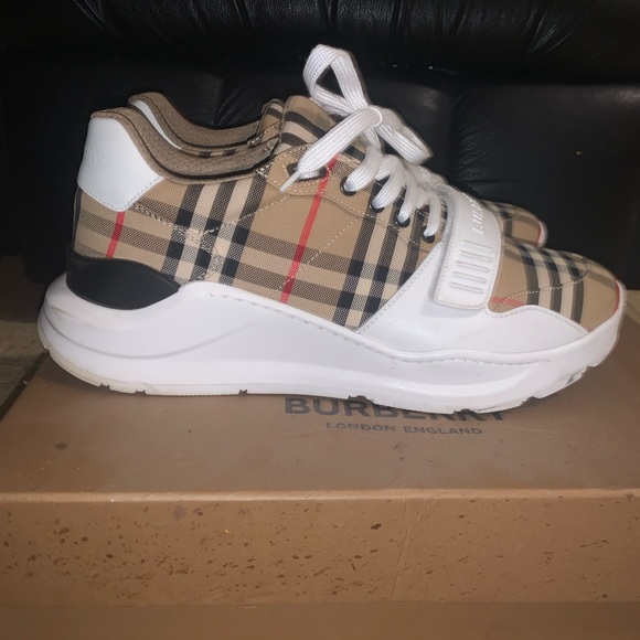 Burberry Regis men shoes 10.5 / 44uk - Picture 1 of 4